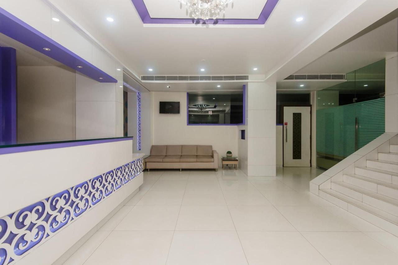 Hotel Capitol Thane Exterior photo
